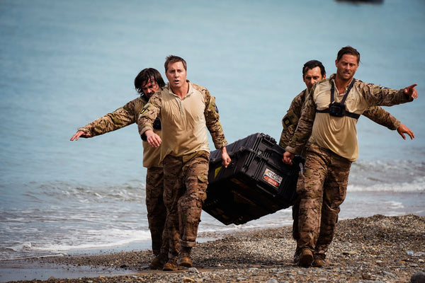 SEALs racing with heavy box