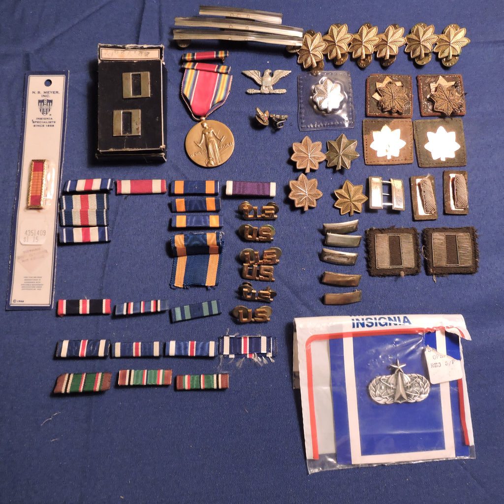 Us Air Force Medal Ribbons Badges Insignia Lot Of 50 Items Aeroantique