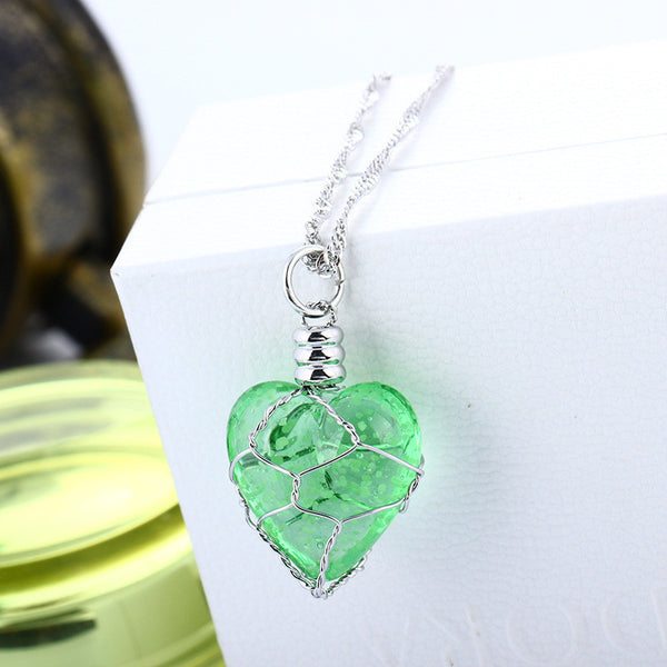 Glow In The Dark Crystal Heart Charm Pendant Necklace – ESS6 Fashion