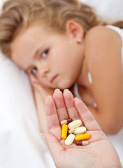 có nên dùng kháng sinh khi trẻ bị ốm