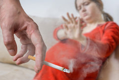 hít khói thuốc tự động ở phụ nữ mang thai