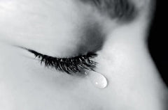 lợi ích của việc khóc