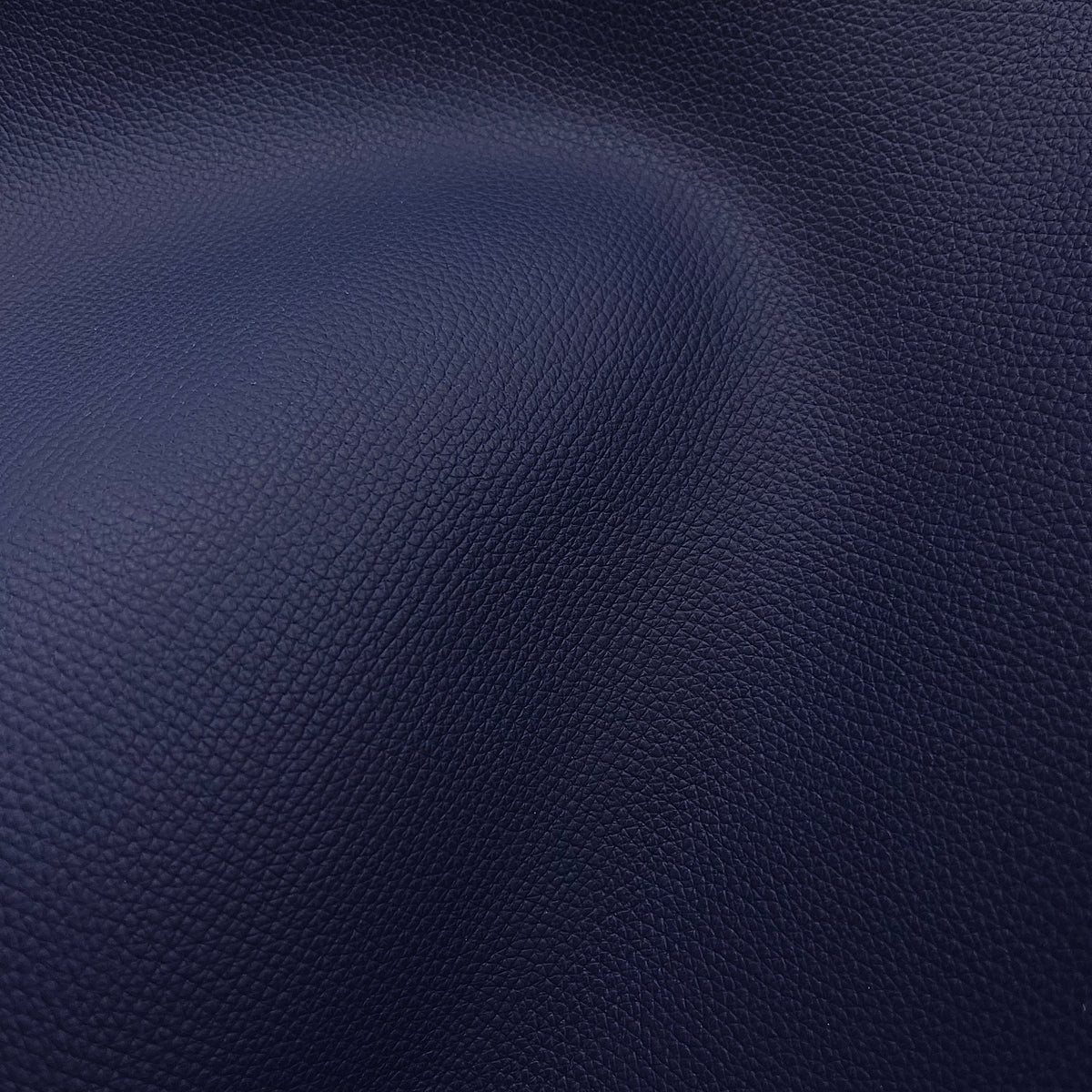 Ice 🇪🇺 - Luxury Smooth Grain Calfskin Leather (HIDES)