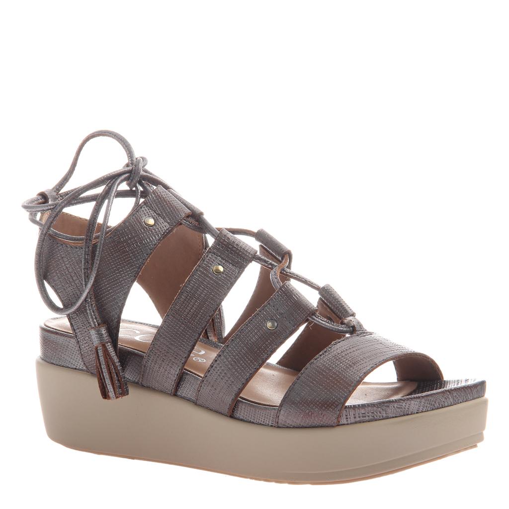 Tris 2 in Pewter Wedge Sandals | Women 