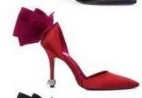 pumps with bow on back
