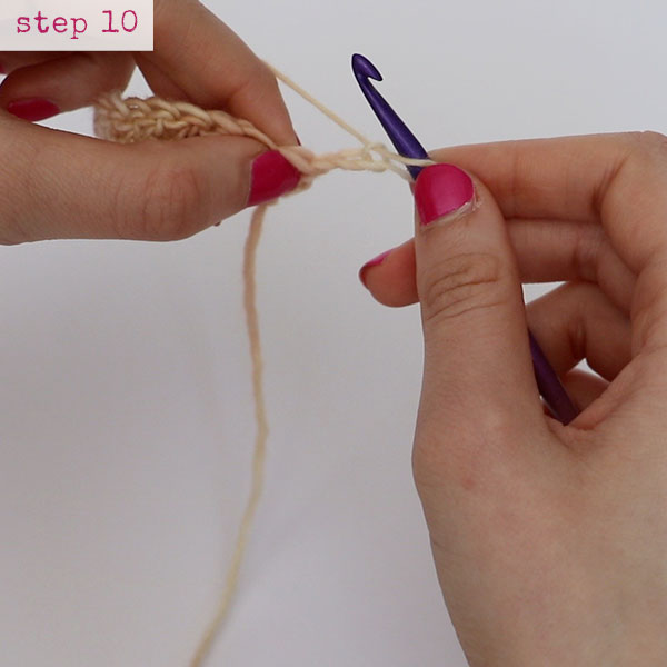 Single Crochet step 10