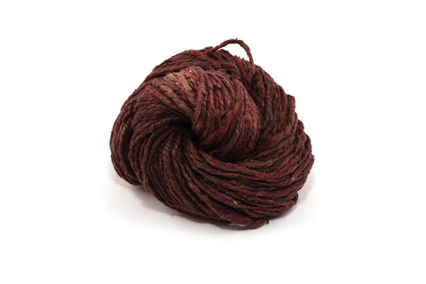 Speckled Tweed Recycled Silk Yarn
- Rocky Mountains, a soft fluffy brown yarn.