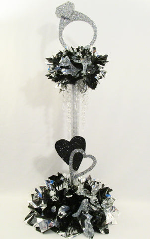 2 tier ring and heart centerpiece