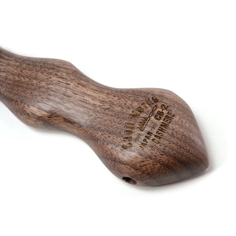 Cashmere Clothes Brush in Walnut