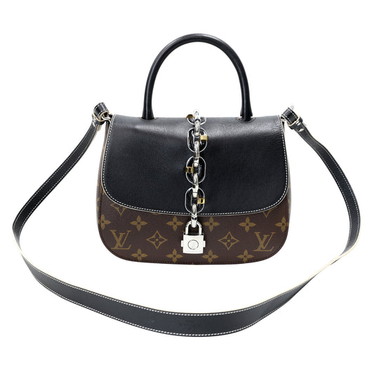 Shop Louis Vuitton Monogram Chain Leather Crossbody Logo Shoulder Bags  (M82211) by design◇base