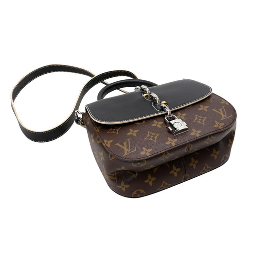 Shop Louis Vuitton Monogram Chain Leather Crossbody Logo Shoulder Bags  (M82211) by design◇base