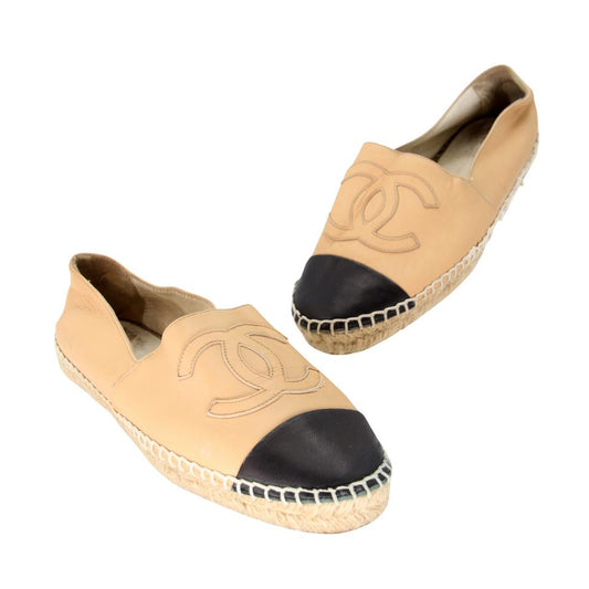 Chanel Espadrille Stacked 36 Patent Leather Cap Toe Flats CC-0712N-0011 For  Sale at 1stDibs