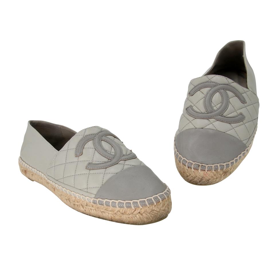 Chanel Espadrilles 35 Embroidered Leather Cap Toe CC Flats CC-0223N-0041
