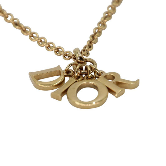 Louis Vuitton Gamble Crystal Gold Tone Necklace For Sale at 1stDibs  louis  vuitton gold necklace price, louis vuitton necklace price, louis vuitton gamble  necklace