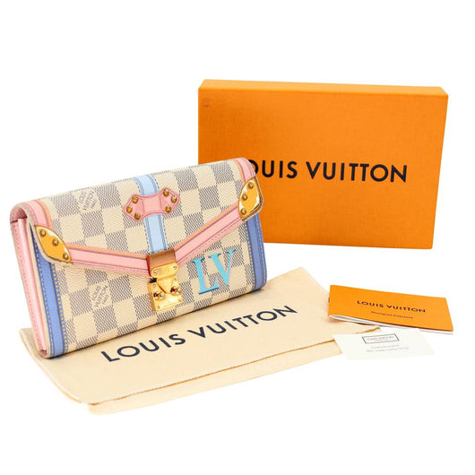 Louis Vuitton Tahiti GM Clemence Leather Round Wallet LV-1104P-0010