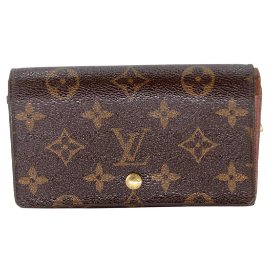 Leather wallet Louis Vuitton Beige in Leather - 25780341