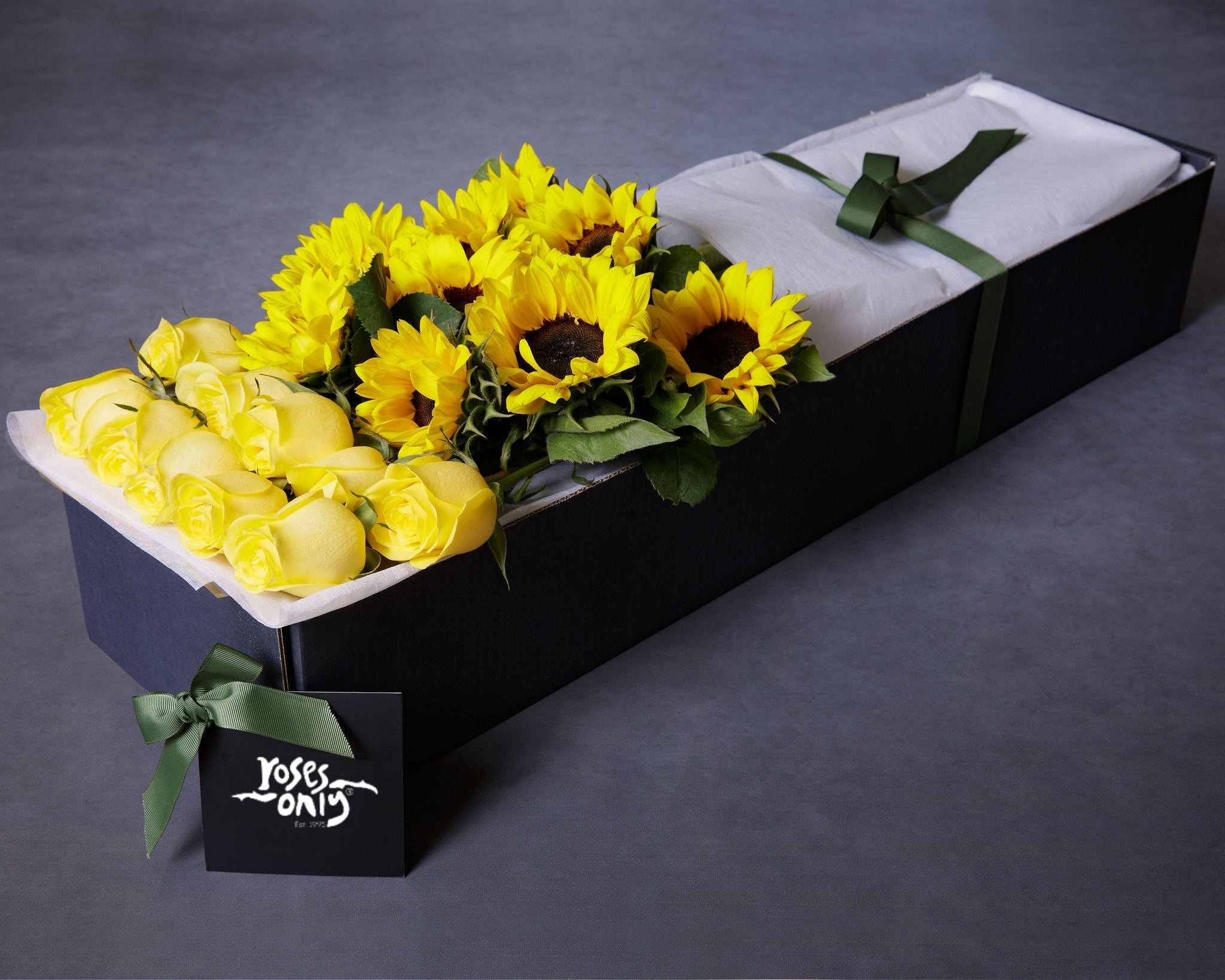 1pc Valentine'S Day 18pcs Gradient Rose Gift Box - Creative Birthday Gift,  Practical Souvenir - Romantic Preserved Flower High-Grade Soap Flower Gift  Box | SHEIN USA