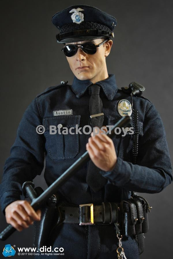 Lapd Police Patrol Officer T 1000 Terminator Robert Patrick Mint