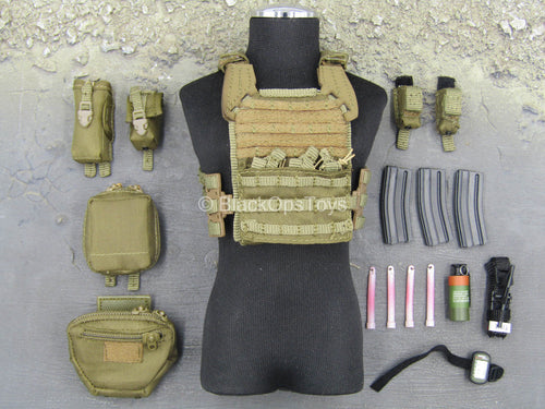 13th Marine Expeditionary Unit - Tan MOLLE Vest w/Chest Rig & Pouches –  BlackOpsToys