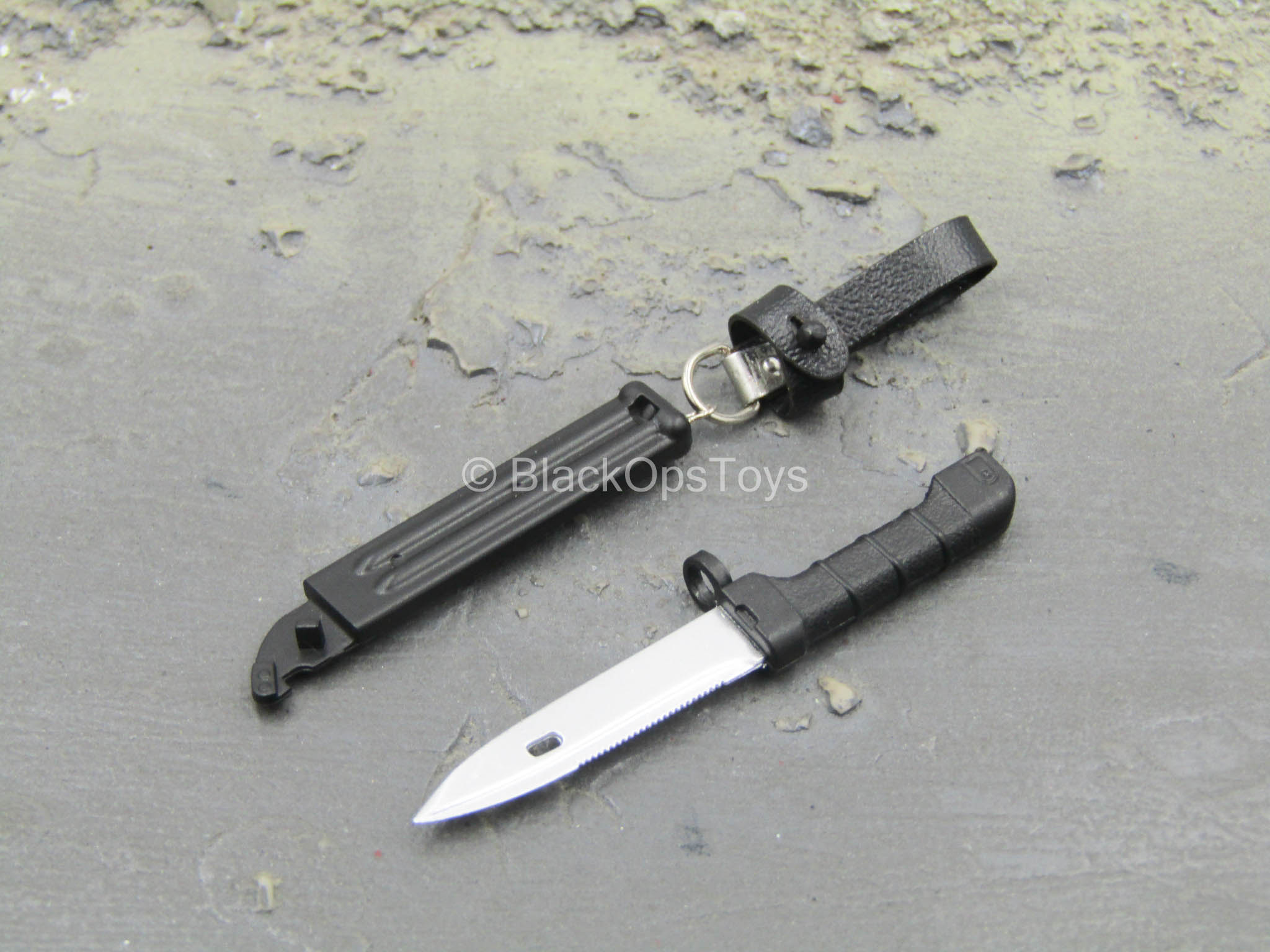 what is the function of the ak 47 bayonet sheath