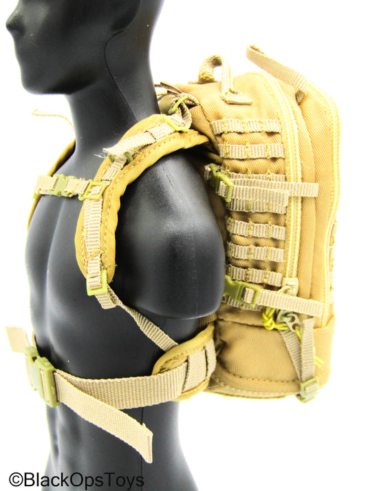 USMC Dog Trainer - Tan Female MOLLE Vest w/Pouch Set & Flags