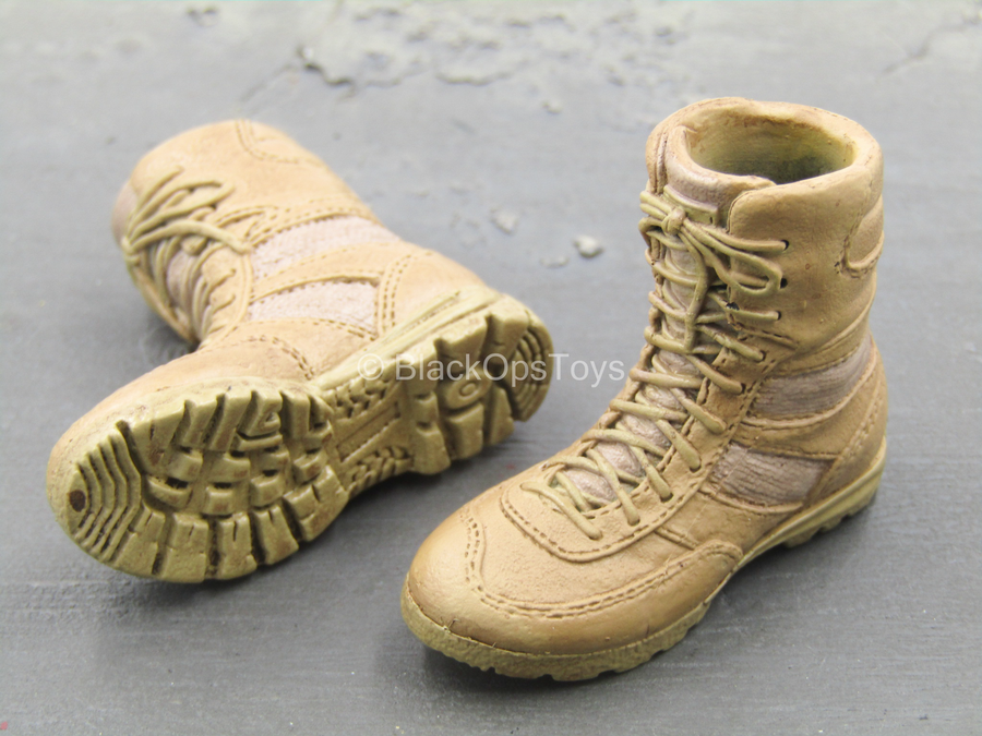 tan army boots