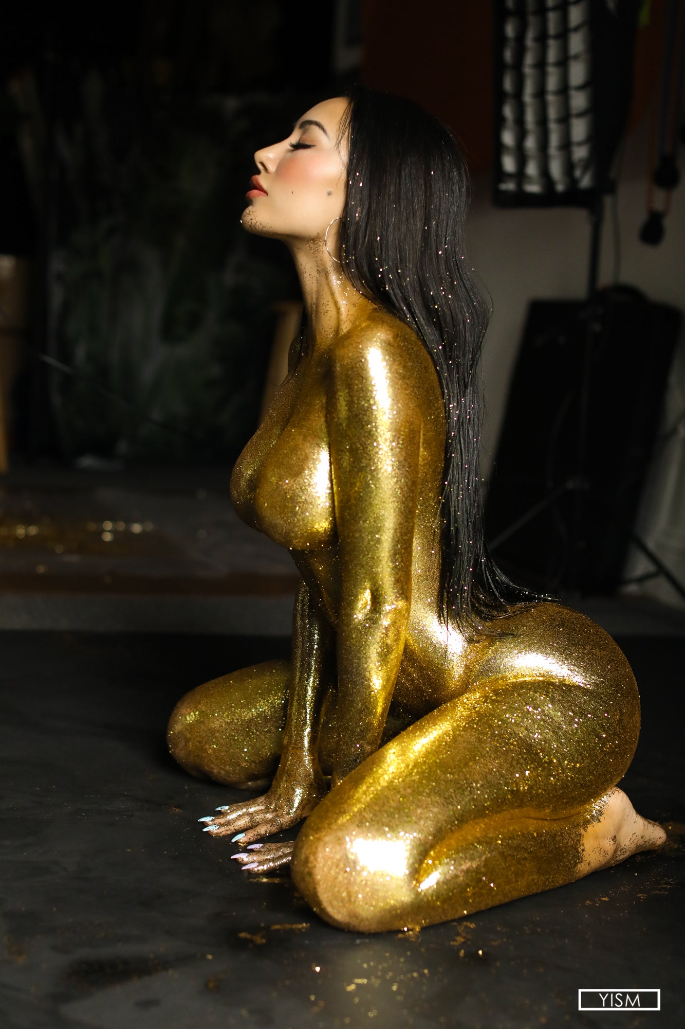 glitter project, body paint