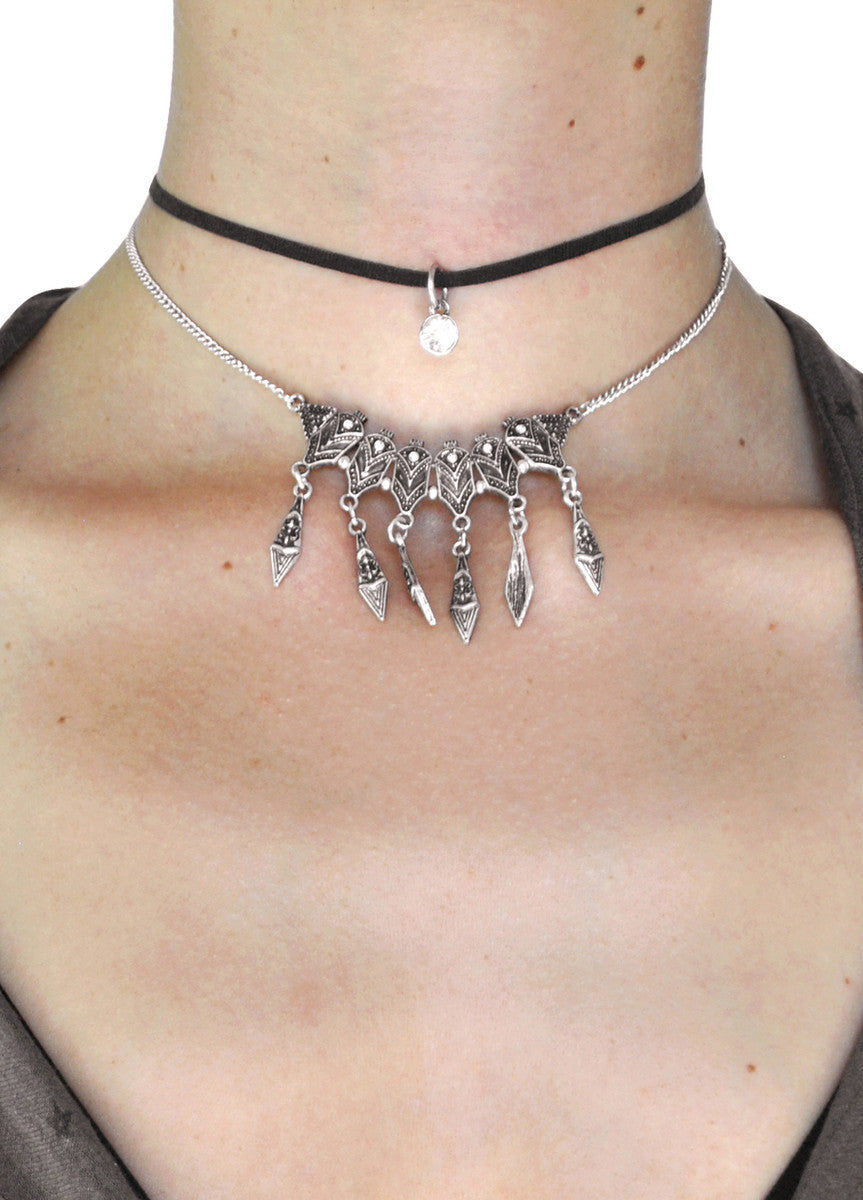 Delicate Crystal Front Clasp Choker Necklace – Jewel Cult