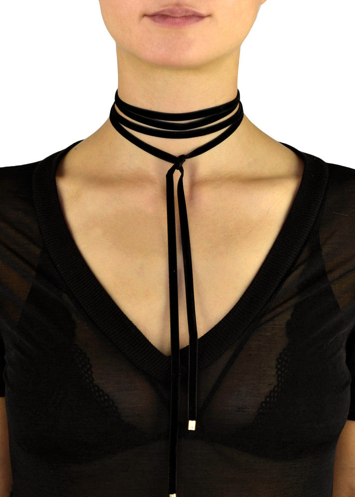 thin black velvet choker