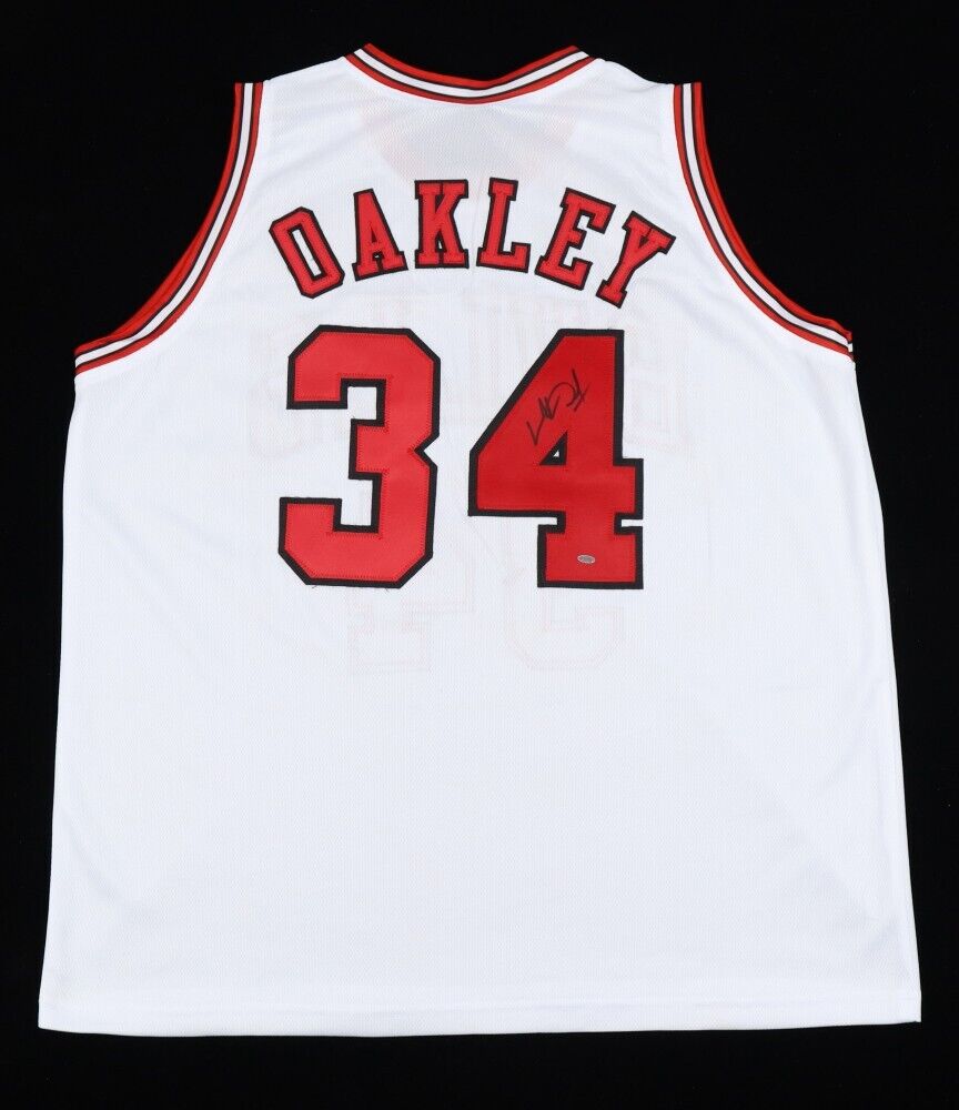 Charles Oakley Chicago Bulls Signed Jersey (OK Authentics) NBA All-Sta –  Super Sports Center