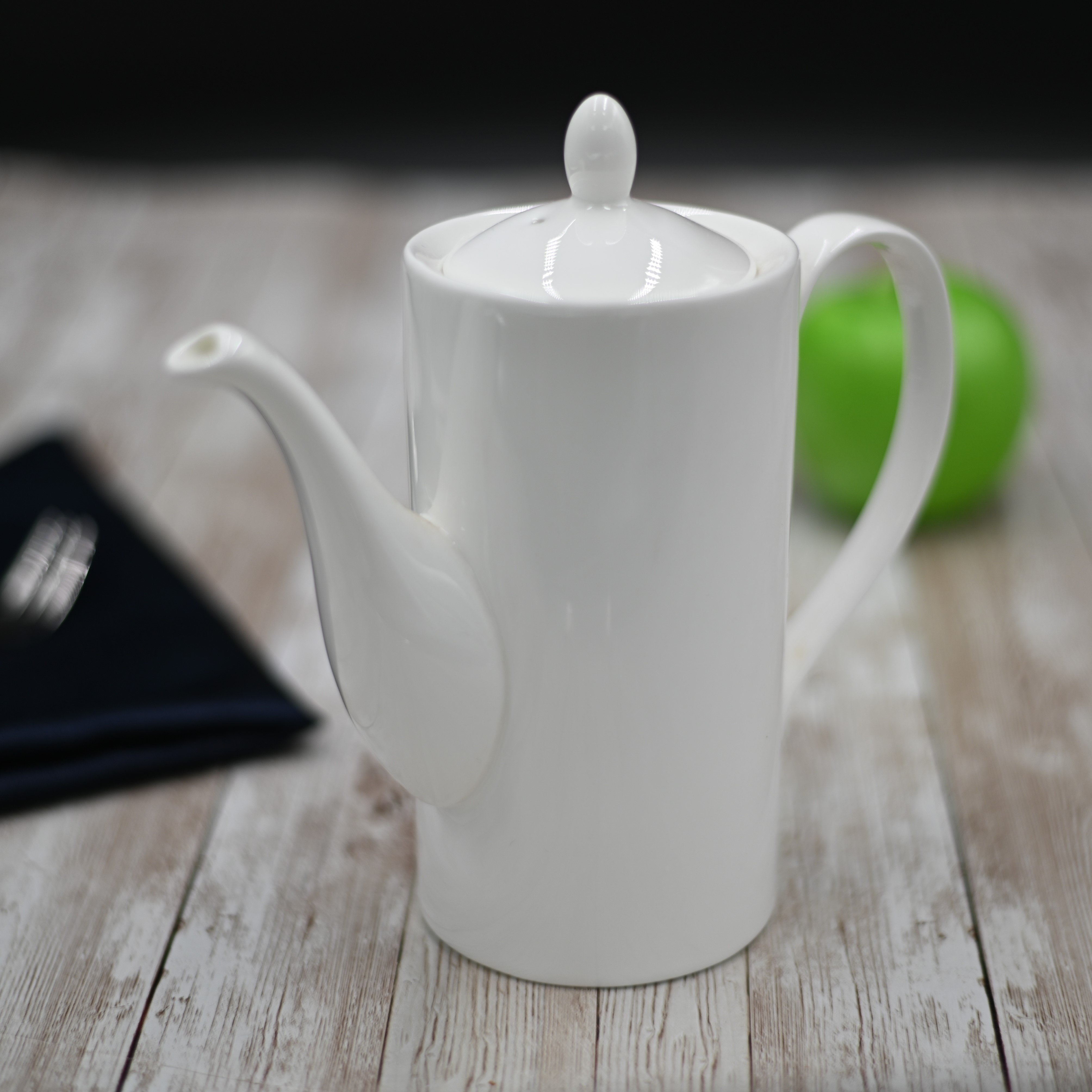 Pure White Ceramic Coffee Pot Large-capacity Teapot Ceramic Coffee Pot  Coffee Cup Sugar Milk Coffee Pot Instant 650ml (Color : A)