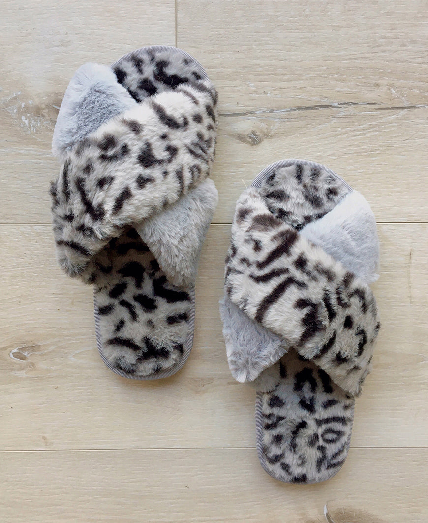 slippers leopard