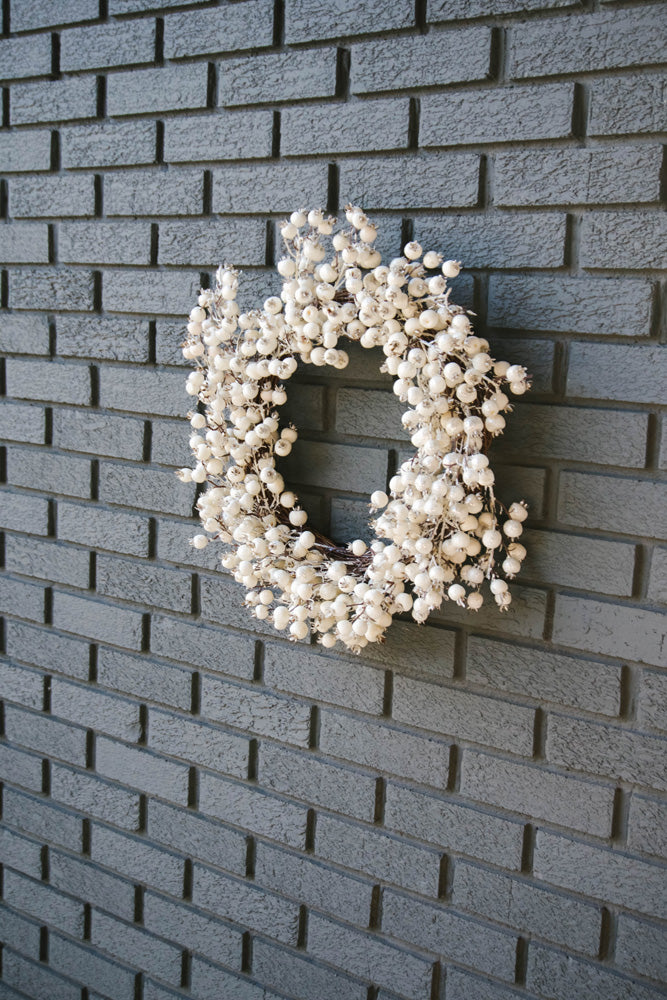 How To Hang A Holiday Wreath On Brick Without Drilling Holes Utr Decorating