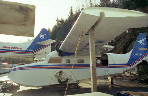 N88821 飛行機タグ