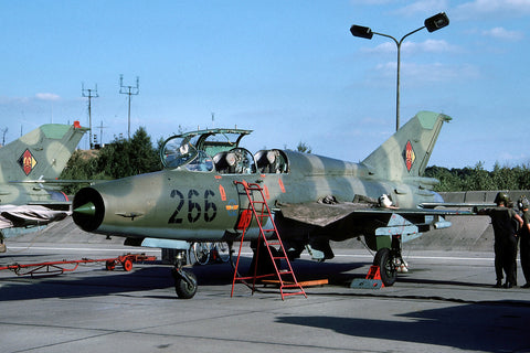 MiG-21 飛行機タグ