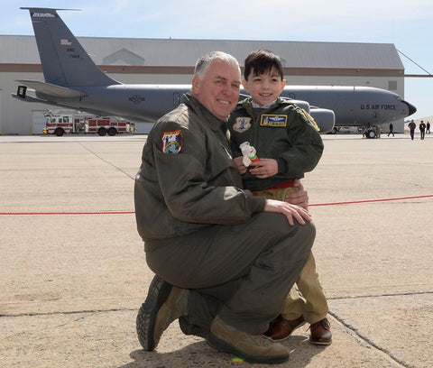 kids and airplanes