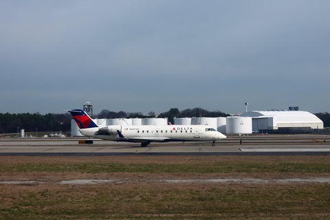 デルタ コネクション CRJ 200