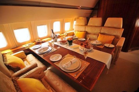 Trump plane dining