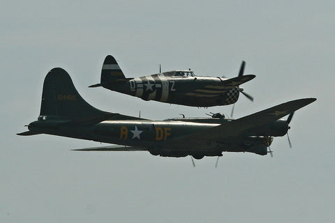 p-47 と b-17