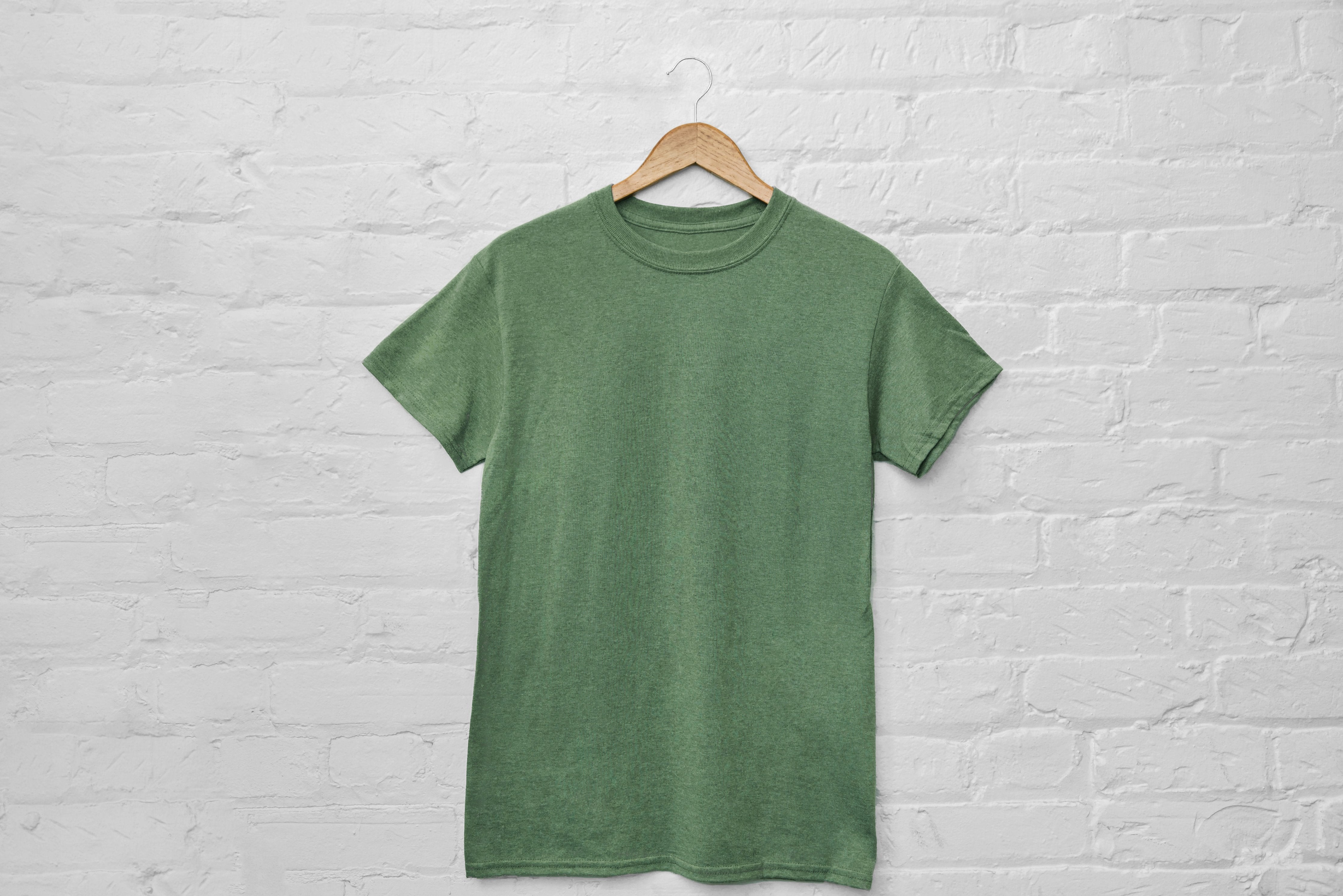 Vendere t-shirt online: scegliere la qualità delle magliette e la tipologia di stampa