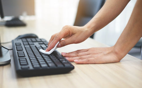 cleaning your keyboard