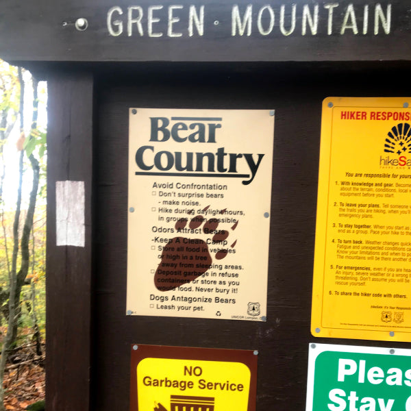 A bear country warning sign