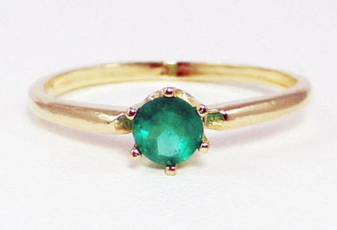 Colombian Emerald Solitaire Ring 14k 