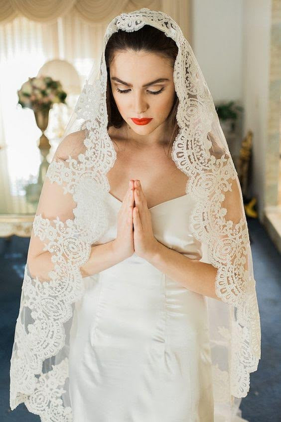 mantilla wedding veil