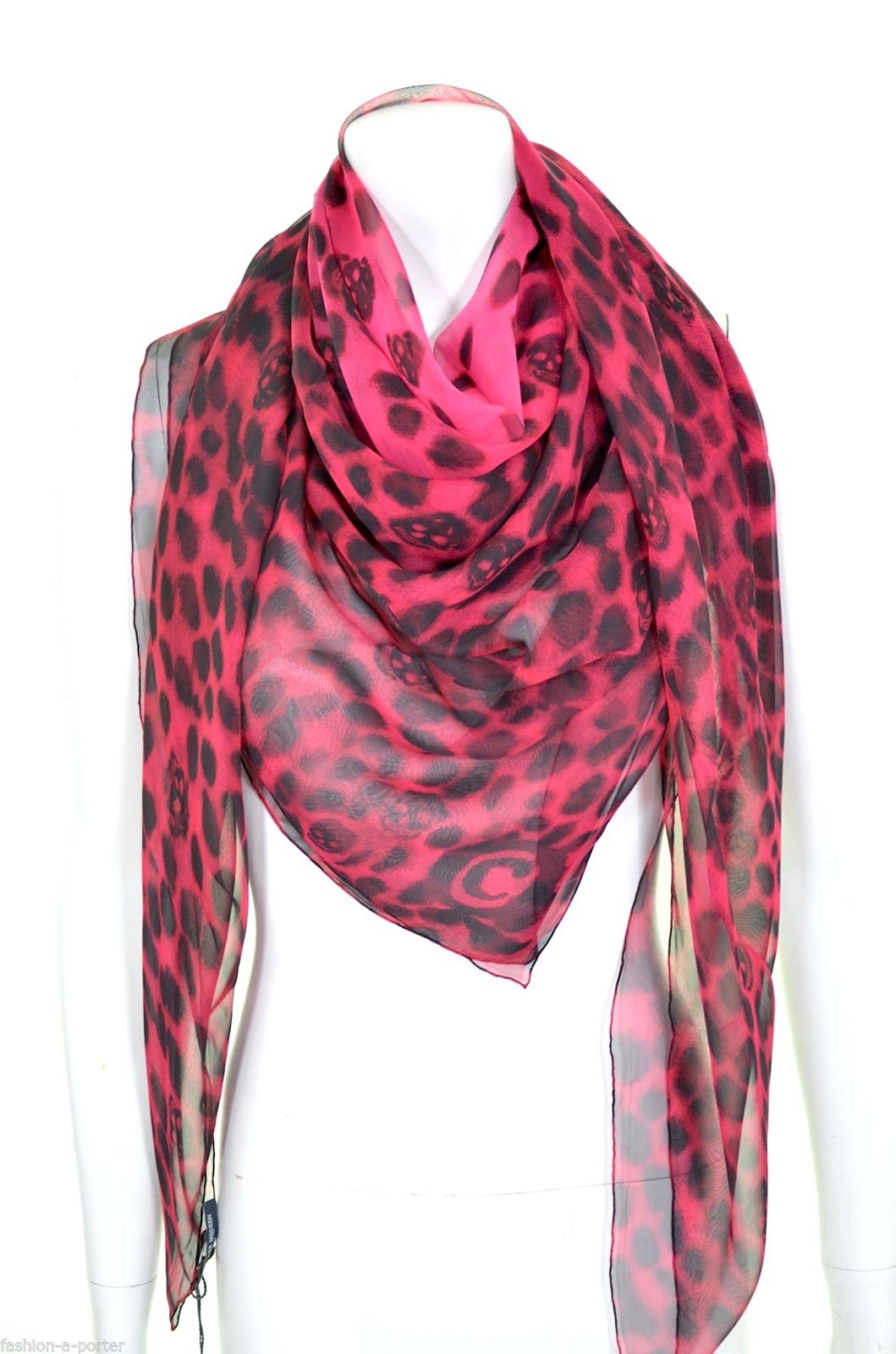 alexander mcqueen leopard scarf