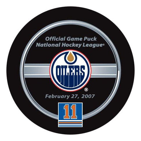 New York Islanders Inglasco Official NHL Hockey Game Puck in Cube with Heat  Sensitivity