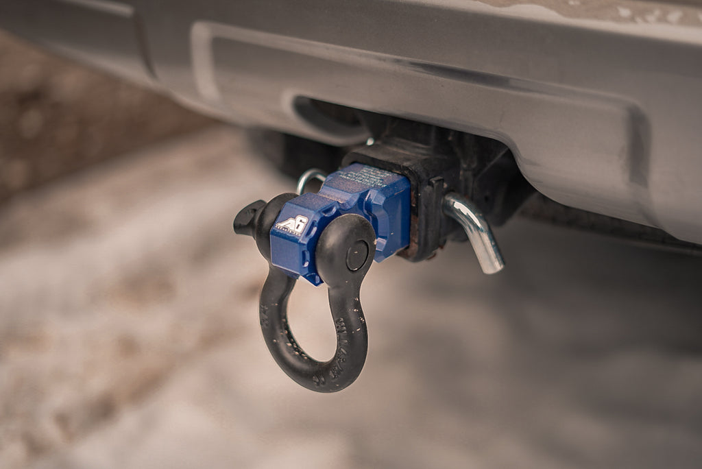 What is a Recovery Shackle Hitch?