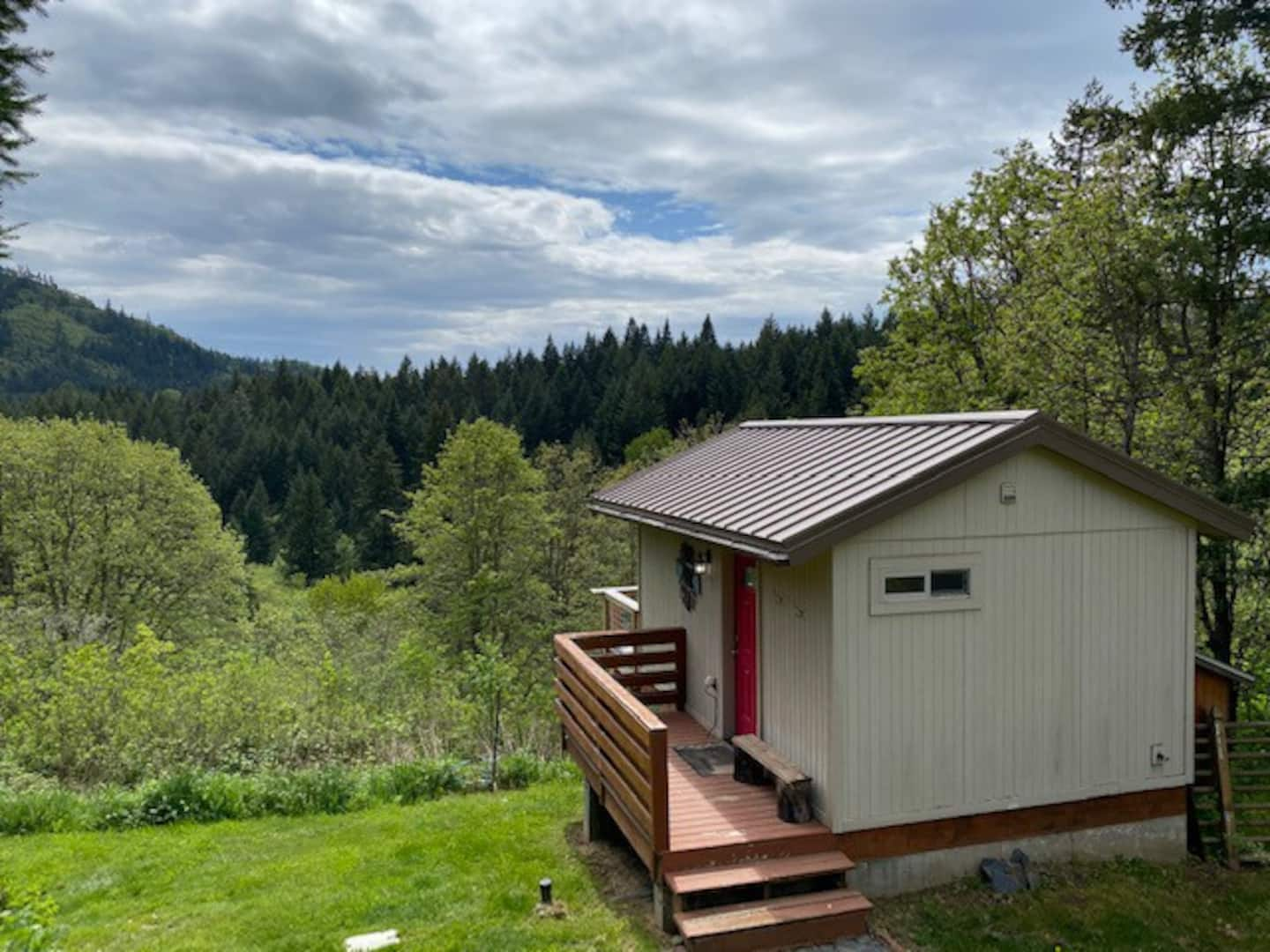 Cabin Near Mount Hood