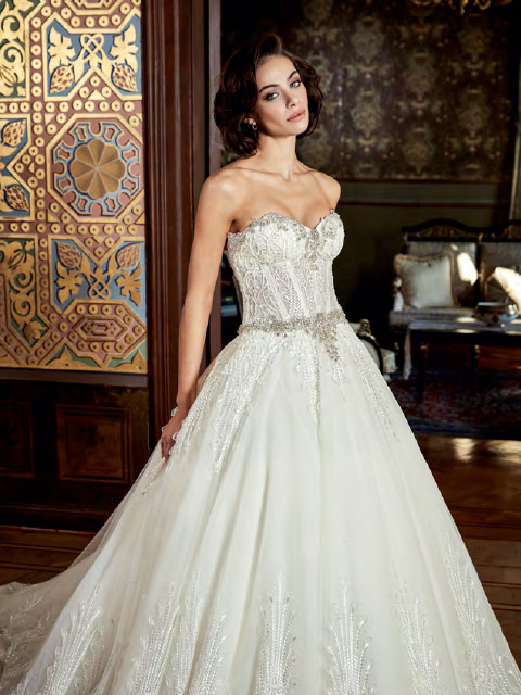 Elegant wedding dress