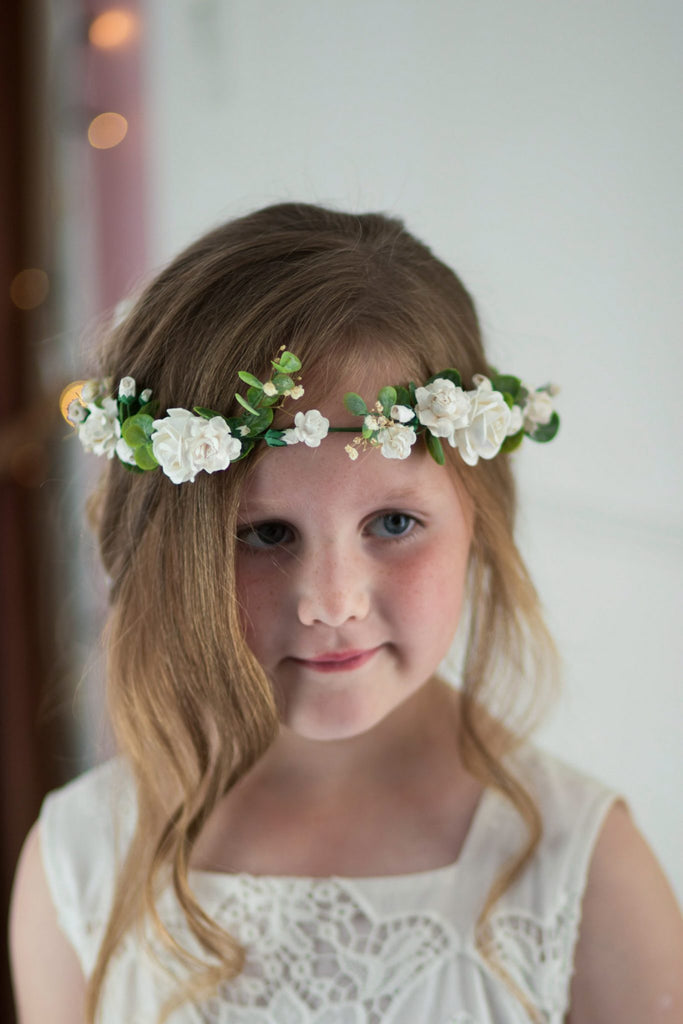 11 Flower Girl Headband Ideas for Boho Summer Wedding